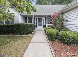 287 Players Cir, Fayetteville, GA 30215