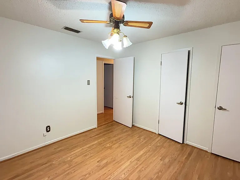 415 Orchid Dr — Photo 6