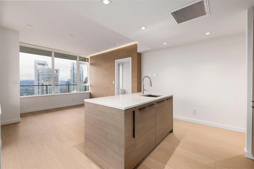 2 bed, 775 sqft, $2,900 — Photo 4