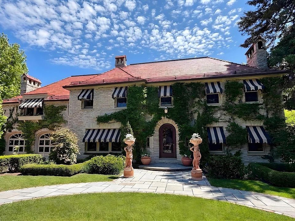 1st image of 611 E Lake Hill COURT