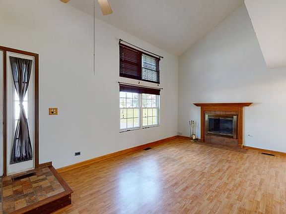 2nd image of 229 Whitewood Dr