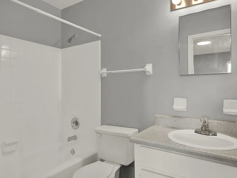 Locale Orange City (formally Whispering Oaks) — Photo 17