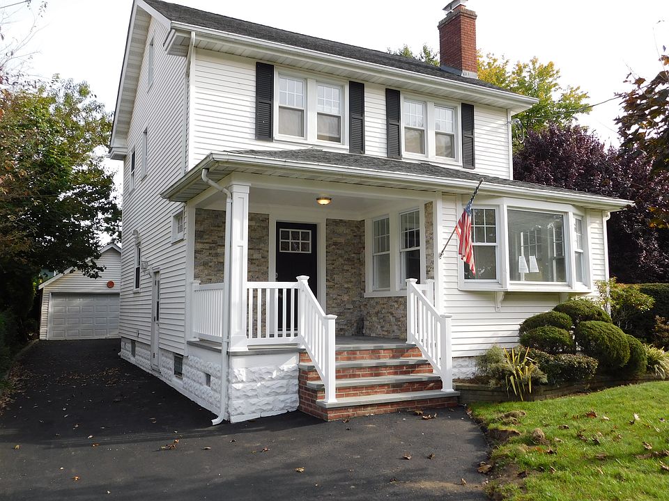 1st image of 153 Lee Ave