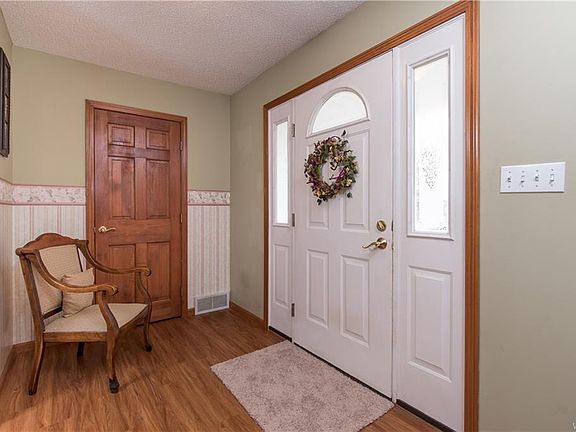 5th image of 901 Jewett Holmwood Rd