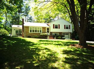 17 Redwood Rd, Westwood, MA 02090