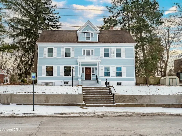 28 Locust Avenue, Troy, NY 12180