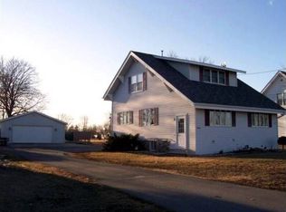 N9686 Van Dyne Rd, Van Dyne, WI 54979