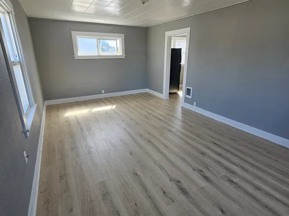 517 Emerson Ave #5, Hoquiam, WA 98550
