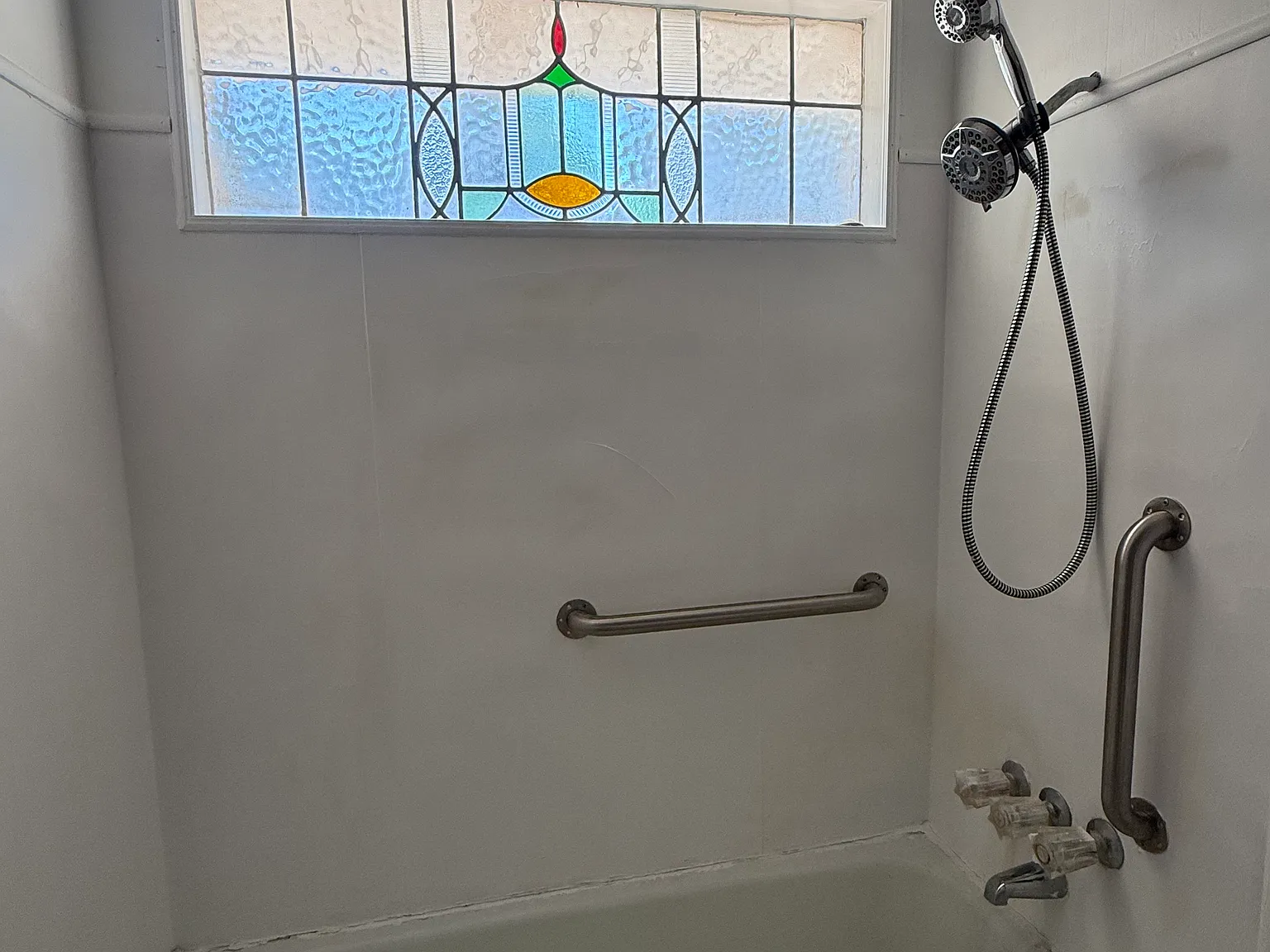 3 bed, 1044 sqft, $1,200 — Photo 2