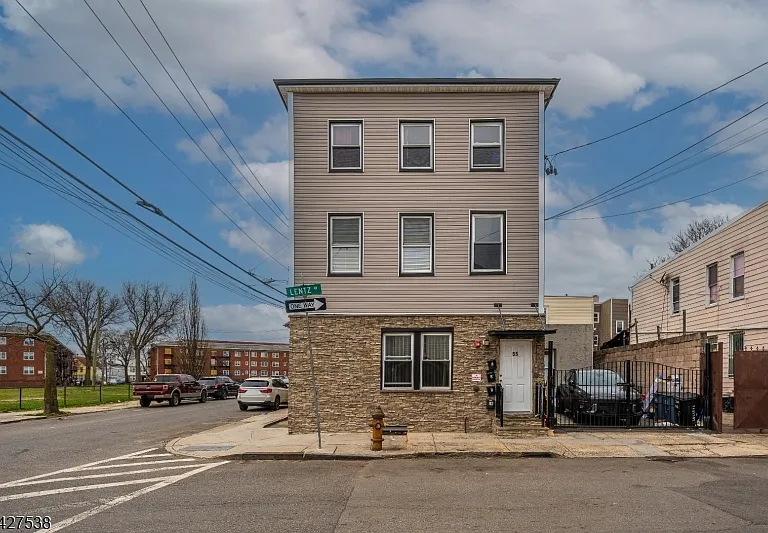 55 Lentz Ave — Photo 1