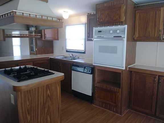2nd image of 1277 Pennington Dr