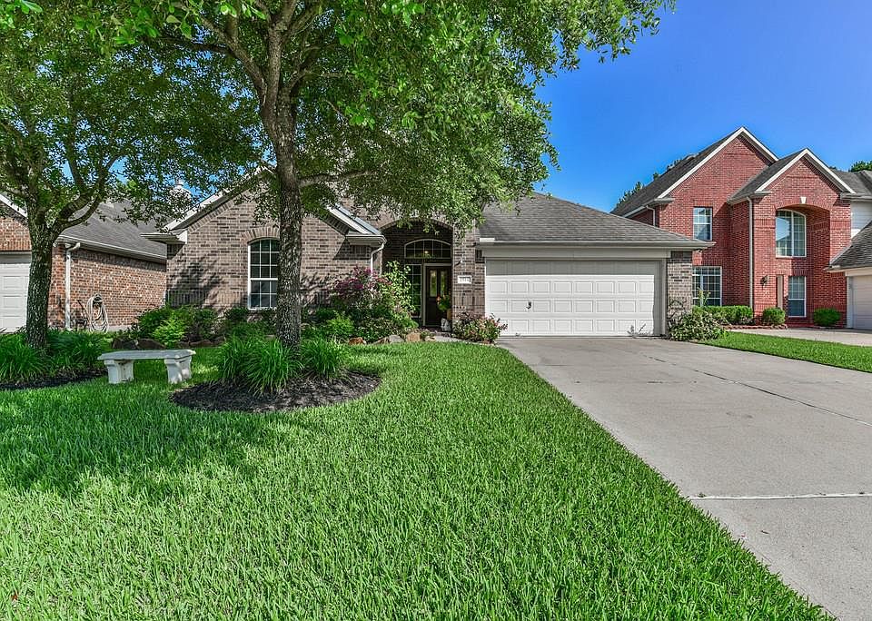1st image of 1514 Phoenician Dr