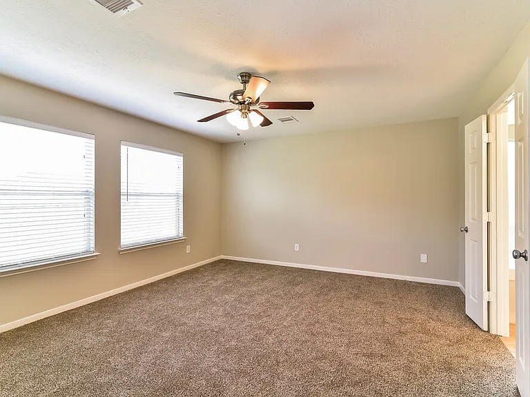 3705 Burwood Ct — Photo 10