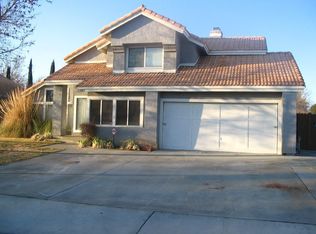 2069 Morningside Ave, Lancaster, CA 93535