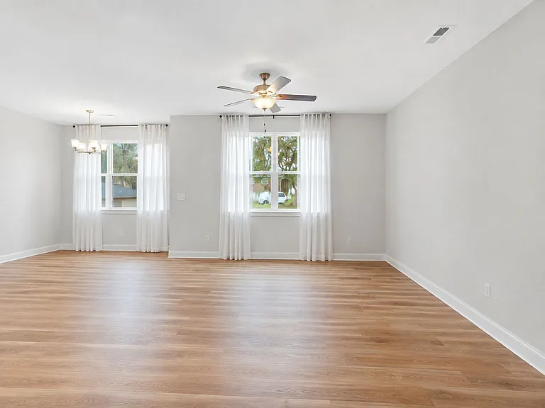 8931 Sharonbrook Dr — Photo 9