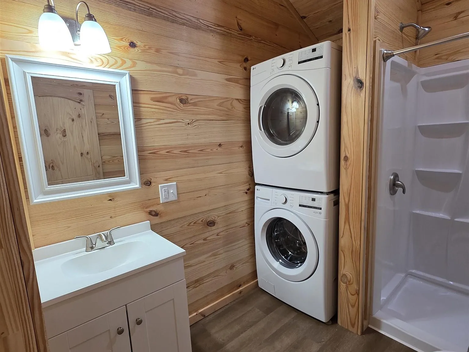 1 bed, 1.0 bath, 504 sqft, $1,050 — Photo 4