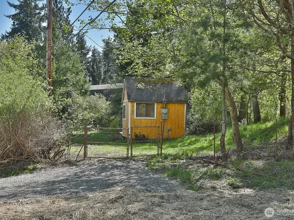 8108 George Drive, Clinton, WA 98236