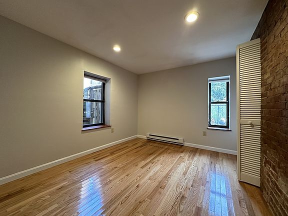 5th image of 111 Gainsborough St Unit 6