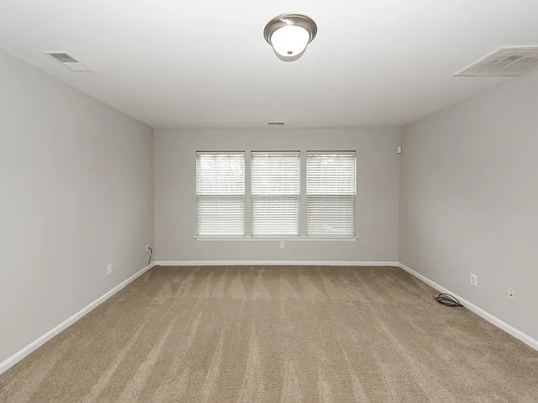 1218 Vistiana Dr — Photo 49