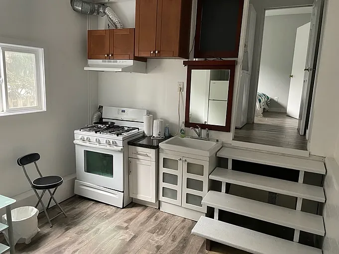 6231 Nadine Cres #32578 — Photo 3