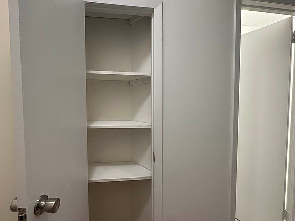 4th image of 21 Leroy St APT 14