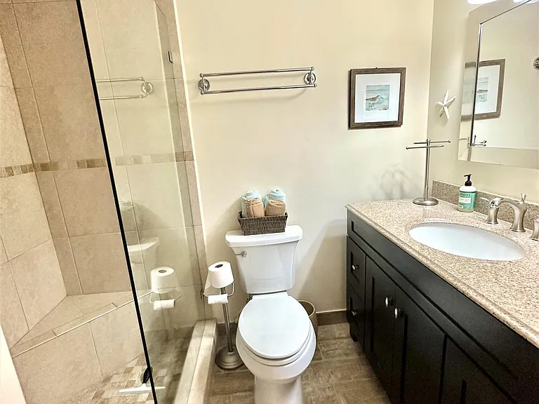 18 Colonial Club Dr #104 — Photo 9