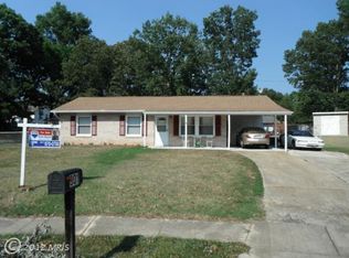 901 Waddell Rd, Waldorf, MD 20602