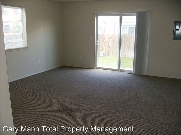 3rd image of 1709 W Fern Dr APT A