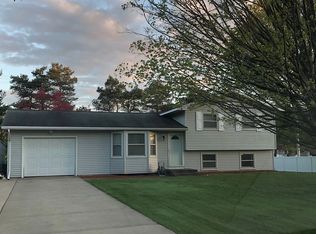 5530 Twelve Mile Rd NE, Rockford, MI 49341