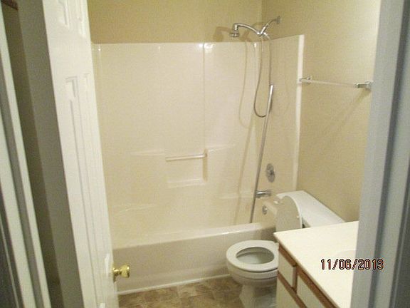 4th image of 107 B B Breezewood Drive