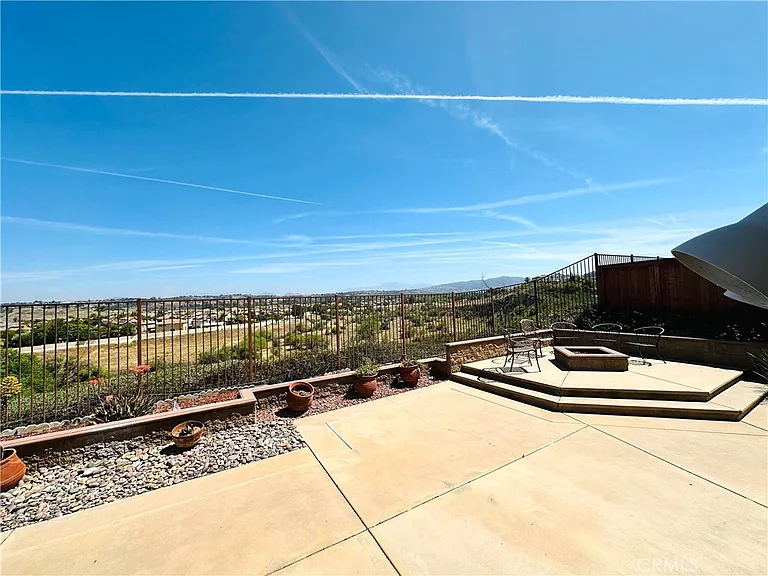 33878 Channel St — Photo 13