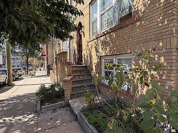 2nd image of 719 E 242nd St