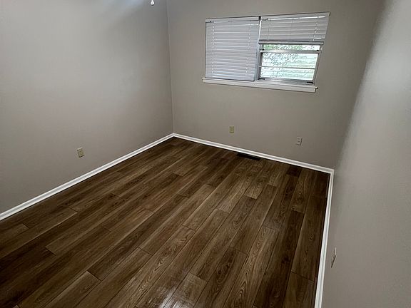 4th image of 1006 E F St