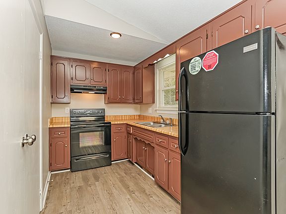 5th image of 201 Al Oerter Dr