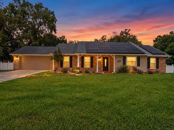5304 Rosecrest Cir, Tampa, FL 33617