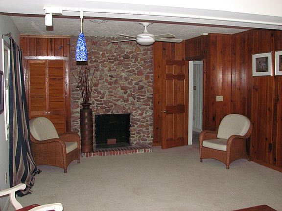 Master Sitting area
