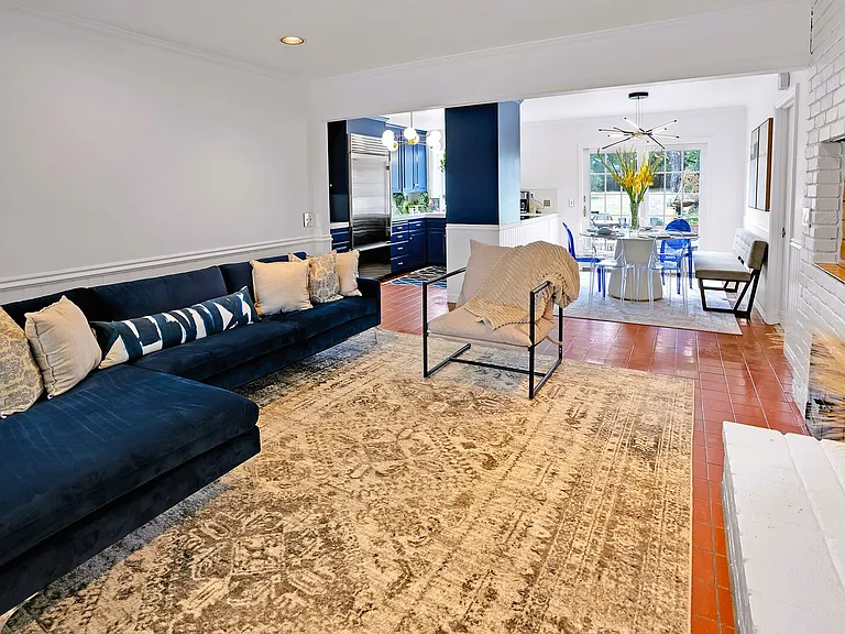 1047 San Carlos Rd — Photo 17