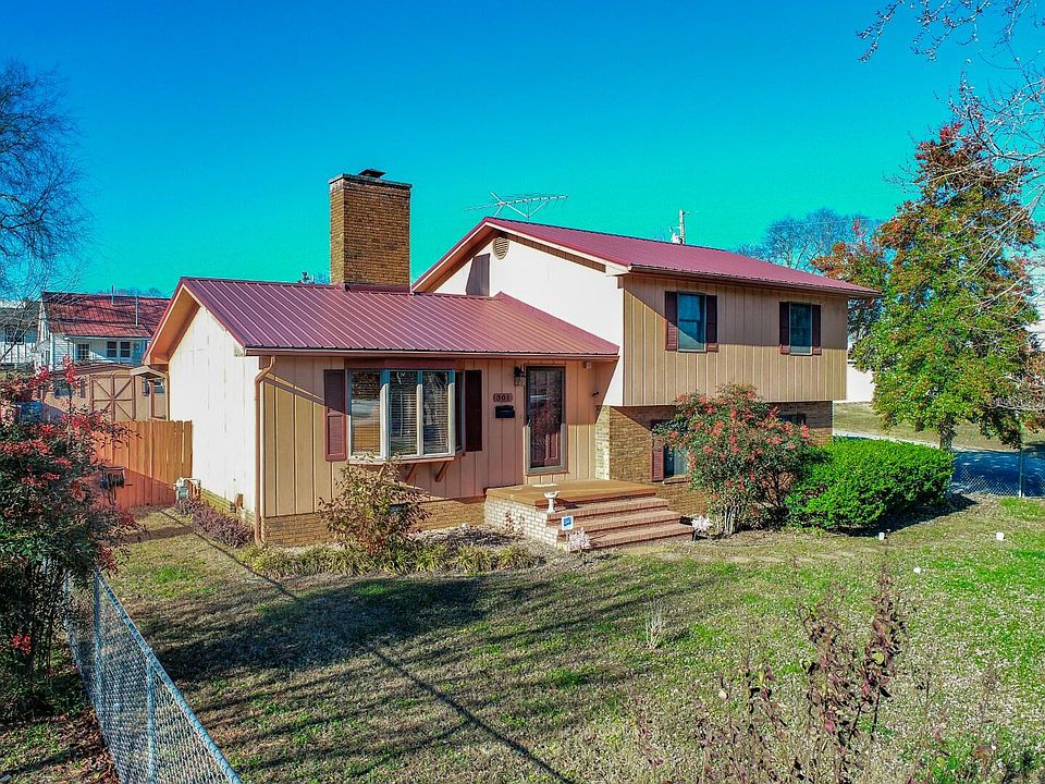 1st image of 301 Lincoln Ave