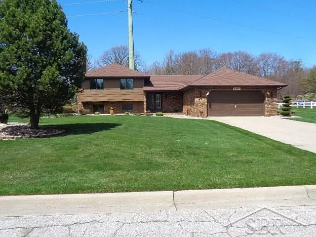 5512 Cathedral Dr photo 1