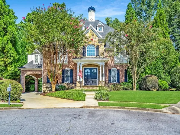 1968 Grace Arbor Ct NE, Atlanta, GA 30329
