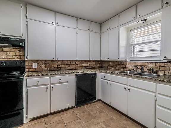 5th image of 2511 39th St