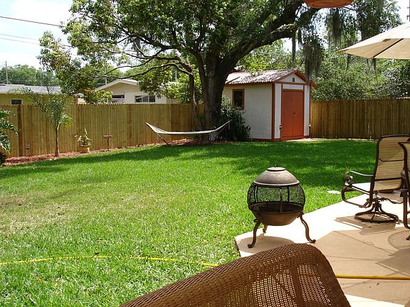 4th image of 1807 Maplewood Dr