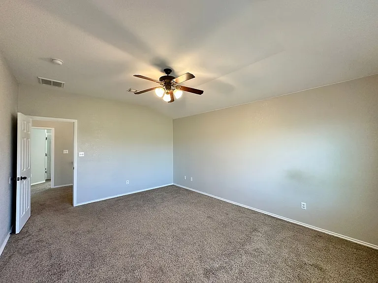 3405 Rusack Dr — Photo 16
