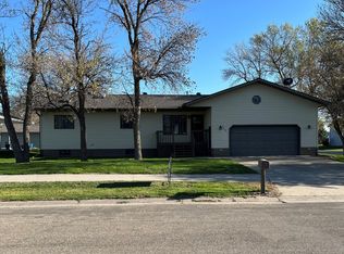710 8th Ave NE, Dilworth, MN 56529