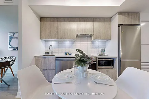 395 Bloor St E #3601 Photo 1
