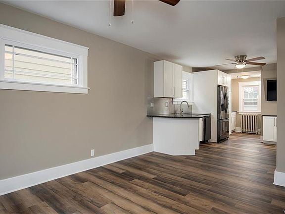 3rd image of 305 Argonne Dr