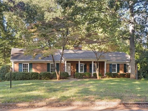 680 Chester Rd, Winston Salem, NC 27104