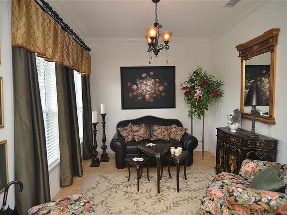 3rd image of 380 Old Alemany Pl