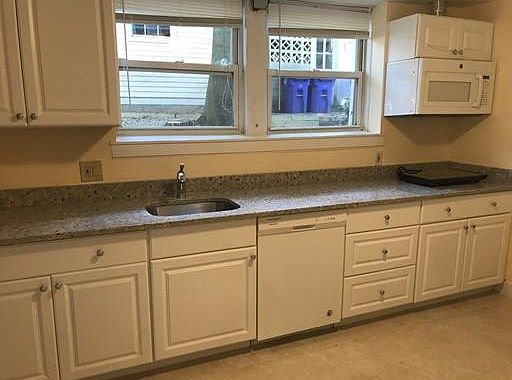 2nd image of 159 Longwood Ave #A