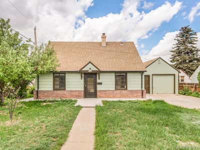 866 N 12th St, Laramie, WY, 82072